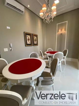 Imagem Apartamento 4 ou + dormitórios para Venda em Balneário Camboriú / SC no bairro Centro