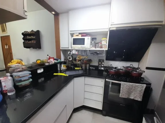 Imagem Apartamento para Venda em Teresópolis / RJ no bairro Várzea