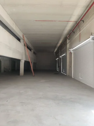 Imagem Salão Comercial de Alto Padrão para Locação em Sorocaba-SP - Jardim Ana Maria: 3 salas, 2 banheiros, 5 vagas de garagem, 1.720m².