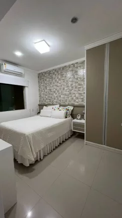 Imagem Casa na Farolândia - Espaçosa 4/4 com Suítes e 2 Garagens