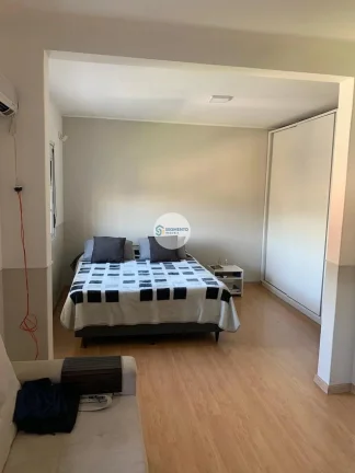 Imagem Casa à venda no São Lourenço em Curitiba