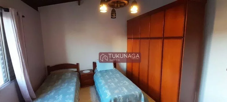 Imagem Sobrado com 3 quartos à venda, 192 m² por R$ 590.000 - Vila Galvão - Guarulhos/SP