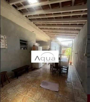 Imagem Casa para Venda em Mongaguá, Balneário Itaguai, 3 dormitórios, 1 suíte, 2 banheiros, 4 vagas