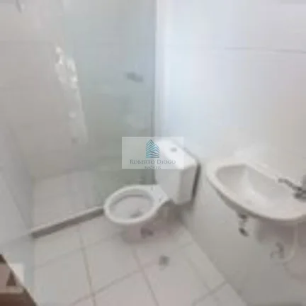 Imagem Casa em Condomínio à Venda em Vargem Pequena, Rio de Janeiro-RJ: 3 Quartos, 1 Suíte, 1 Sala, 2 Vagas de Garagem, 77m²