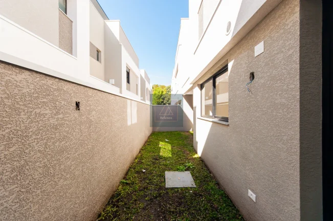 Imagem SANTA FELICIDADE - Sobrado em Condomínio Fechado. 3 suítes. 2 vagas. 160 m² privativos.