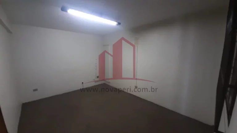 Imagem Salão Comercial de 660m² à venda na Vila Martinho, Franco da Rocha-SP: Oportunidade Imperdível!