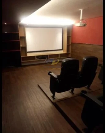 Imagem Vendo aptos com 85m2, varanda, 3 qts s/ 1 ou 2 sts , sala p/ 2 ambientes + 2 vagas.