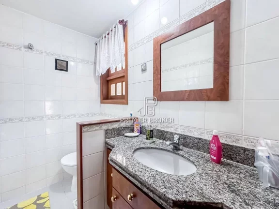 Imagem Casa à venda, 200 m² por R$ 800.000,00 - Quebra Frascos - Teresópolis/RJ