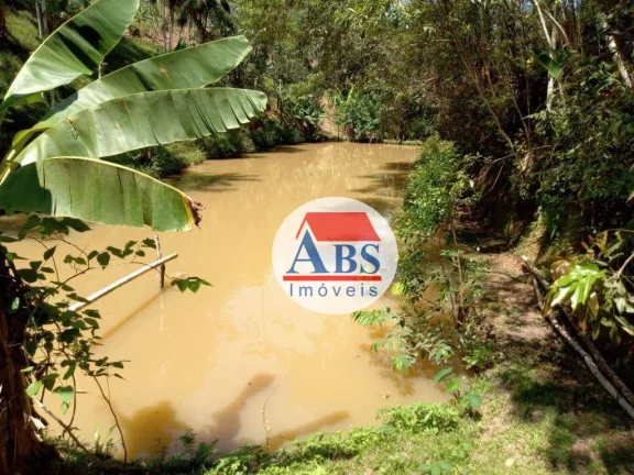 Imagem Sítio com 3 dormitórios à venda, 32800 m² por R$ 350.000,00 - Área Rural - Miracatu/SP