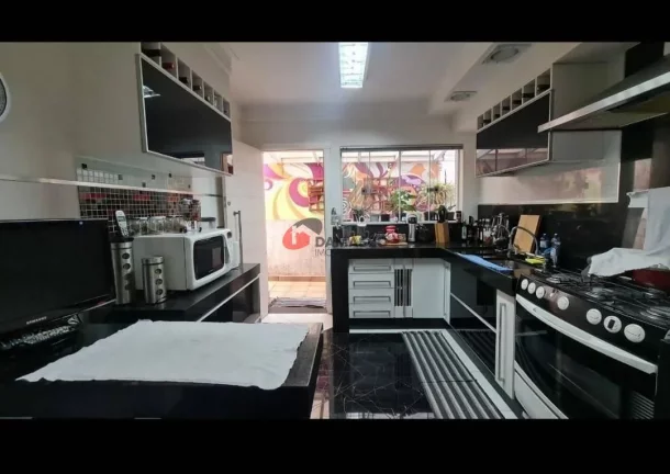 Imagem Casa à venda 2 Quartos, 1 Suite, 4 Vagas, 174M², Santa Maria, Santo André - SP
