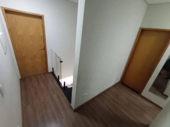 Imagem Casa Sobrado, 3 dormitórios (1 suíte), 2 vagas, Vila Branca - Jacareí.