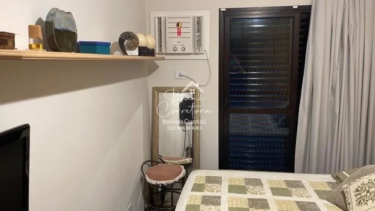 Imagem Apartamento a 150 metros da praia da Enseada com 3 dormitórios, suíte, 2 vagas, Guarujá-SP: 127m², 1 suíte, 2 salas, 2 banheiros e vaga de garagem