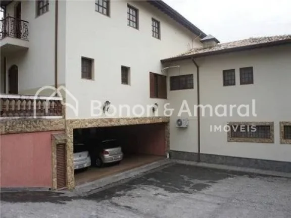 Imagem Casa em condomínio com 1100m² e 7 quartos