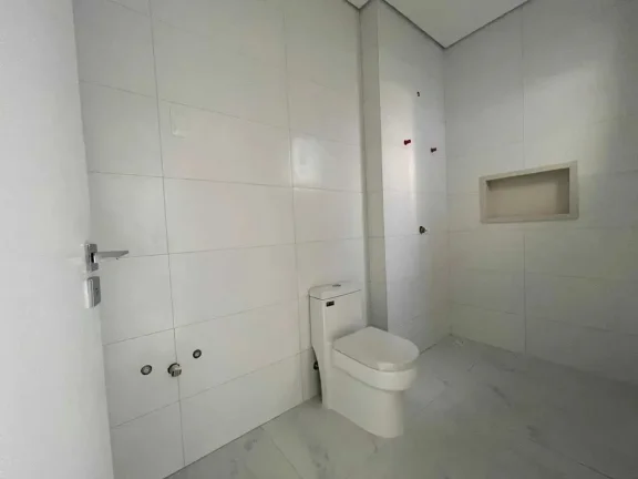 Imagem Apartamento com 2 suítes e 1 vaga de garagem em Camboriú/SC