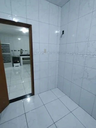 Imagem Casa para Venda em Rio de Janeiro, Paciencia, 2 dormitórios, 2 banheiros, 2 vagas