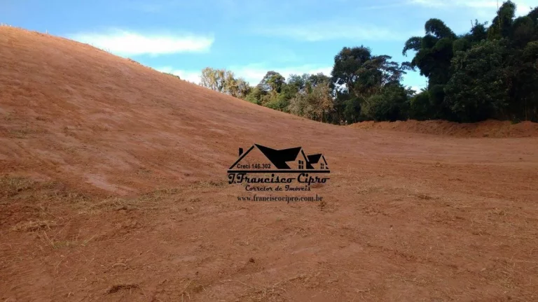 Imagem Terreno-para-Venda-em-Alto-do-Cruzeiro-Cunha-SP