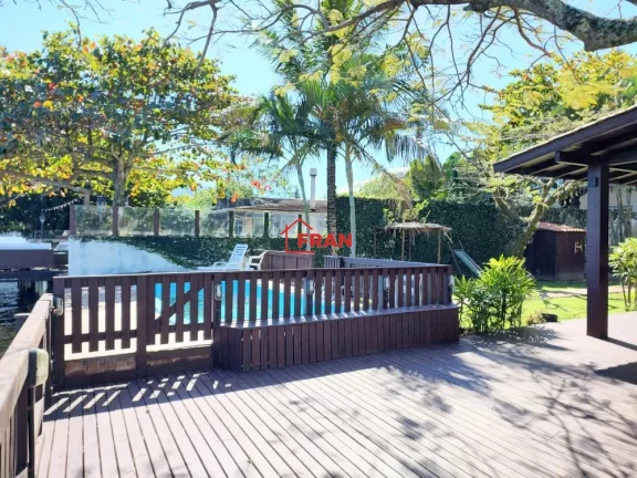 Imagem Belissima casa as Margens da lagoa da conceisão .