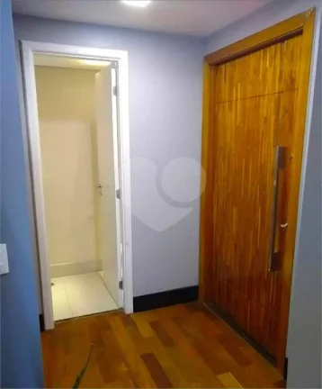 Imagem Apartamento à venda com 3 quartos, sendo 2 suítes, no condomínio Portal DE São Francisco, São Paulo - SP