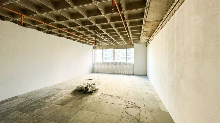 Imagem Sala Comercial á venda 53m² - R$560.000,00 - 18 do Forte - Montreal Plaza - Barueri/SP
