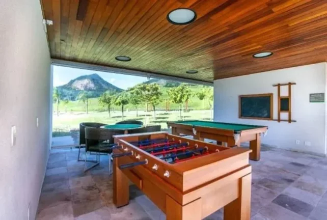 Imagem Casa em Construção 4Suites Alphaville Marica