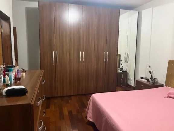 Imagem Sobrado com 3 dormitórios à venda, 840 m² por R$ 1.680.000,00 - Vila Romanópolis - Ferraz de Vasconcelos/SP