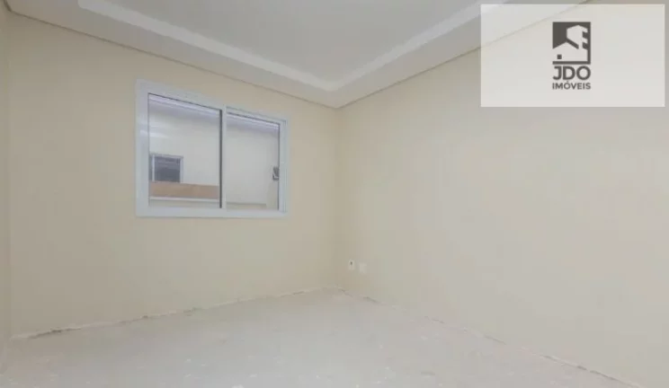 Imagem Sobrado em Condomínio a Venda no bairro Campo Comprido - Curitiba, PR
