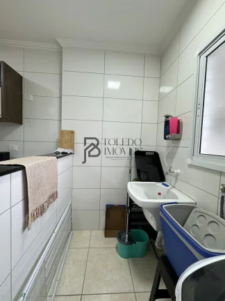 Imagem Apartamento Porteira Fechada com 1 Dormitório no bairro Vila Assunção - Praia Grande