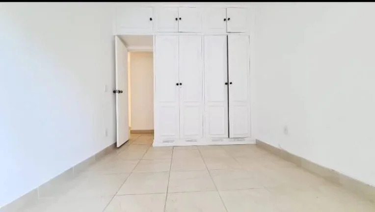 Imagem APARTAMENTO 3 QUARTOS COM VARANDA LUGAR BUCÓLICO GÁVEA