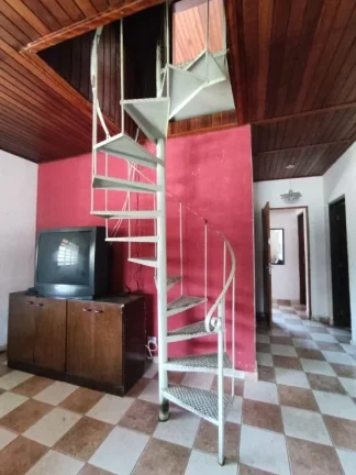 Imagem Chácara com 5 dormitórios à venda, 2020 m² por R$ 1.000.000,00 - Meu Sossego - Suzano/SP