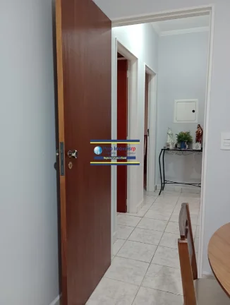 Imagem Apartamento 93 metros, R$ 340.000 espaçoso com 3 quartos sendo 1 suíte, 2 vagas e no bairro Jardim Irajá, em Ribeirão Preto.