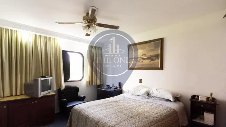 Imagem Apartamento de luxo à venda em Moema, São Paulo-SP! 3 quartos, 3 suítes, 4 banheiros, 3 vagas de garagem, 294m².