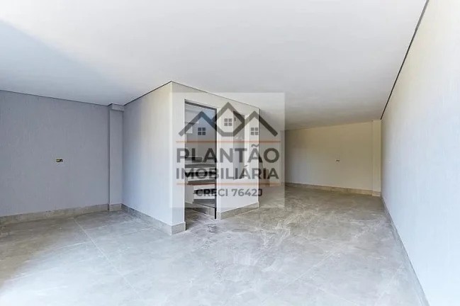 Foto do imóvel: Sobrado a Venda no bairro Boa Vista - Curitiba, PR