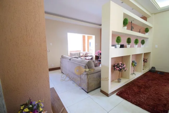 Imagem Casa para Venda em Teresópolis / RJ no bairro Jardim Cascata