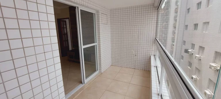 Imagem Apartamento 2 dormitórios no canto do forte com vista Mar