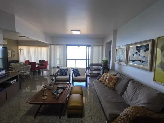 Imagem Apartamento frente mar com 3 suítes e 3 vagas de garagem em Balneário Camboriú/SC