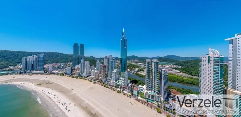 Imagem Frente ao Mar para Venda em Balneário Camboriú / SC no bairro Centro