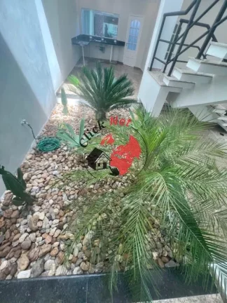 Imagem Lindo Sobrado à Venda na Vila Scarpelli – Santo André | 244m² | 3 Suítes | 5 Vagas