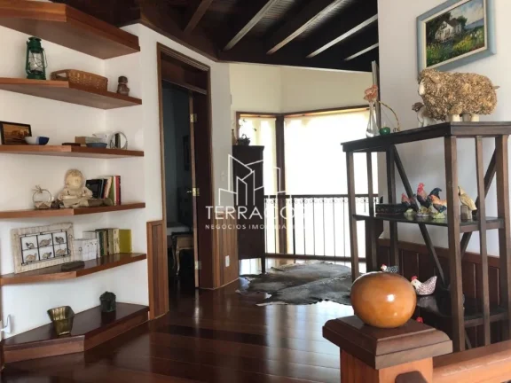 Imagem CASA DE CAMPO COM LAREIRA - 3 DORMITÓRIOS E UMA SUÍTE - 400 M² DE CONSTRUÇÃO - LINDISSIMA EM MONTE VERDE - MG