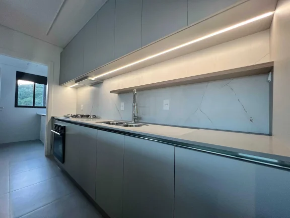 Imagem Apartamento com 3 suítes e 2 vagas de garagem na Praia Brava - Itajaí