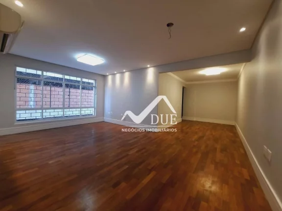 Imagem Apartamento com 3 quartos, ampla cozinha, vaga demarcada à venda, 135 m² por R$ 690.000 - José Menino - Santos/SP