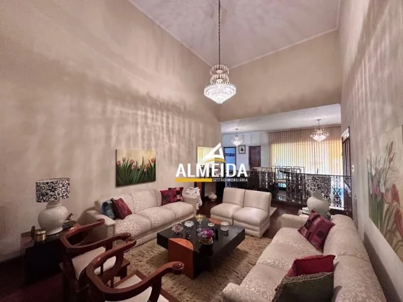 Imagem Casa com 3 dormitórios à venda, 334 m² por R$ 1.200.000,00 - Jardim São Paulo - Rio Claro/SP