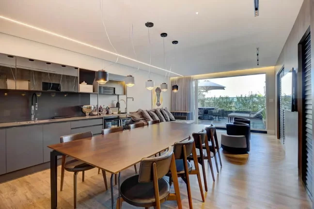 Imagem Diferenciado com 4 dormitórios à venda sendo 4 suítes, 288 m² por - R$ 12.900.000,00 - Centro - Bal. Camboriú/SC