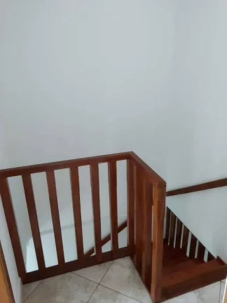 Imagem Sobrado com 3 dormitórios para alugar, 114 m² por R$ 3.100/mês - Vila Pires - Santo André/SP