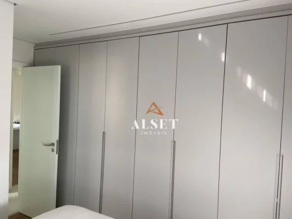 Imagem Apartamento reformado com 2 suítes no Anália Franco