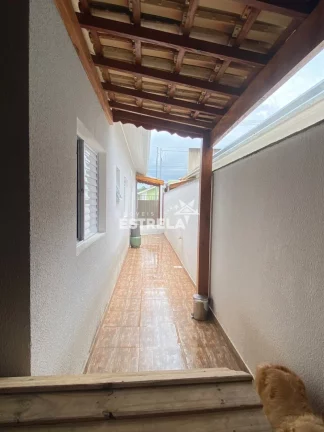 Imagem Casa Térrea à venda com 02 vagas e área de lazer - Cotia/SP