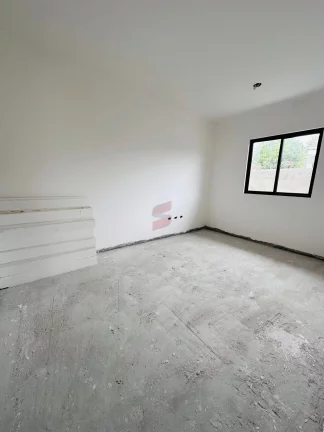 Imagem CASA com 3 dormitórios à venda com 92.2m² por R$ 740.000,00 no bairro BONECA DO IGUACU - SÃO JOSÉ DOS PINHAIS / PR