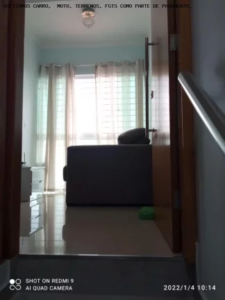 Imagem Sobrado Geminado para Venda em Sarandi, Jardim Real, 2 dormitórios, 1 suíte, 1 banheiro, 2 vagas
