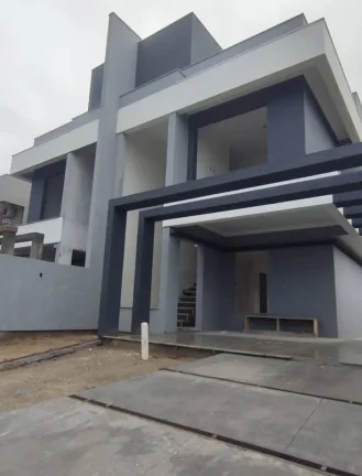 Imagem Casa com 3 quartos, 170 m², à venda por R$ 850.000 São João do Rio Vermelho