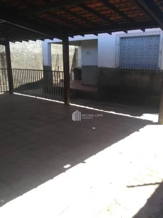 Imagem Casa boa para ponto comercial, 4 dormitórios, à venda por R$ 250.000,00 - Centro (Sul) - Teresina/PI