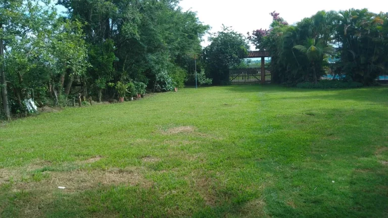 Imagem Seu Refúgio Exclusivo Espera por Você! Casa Espaçosa de 6.415m² em Porangaba - SP